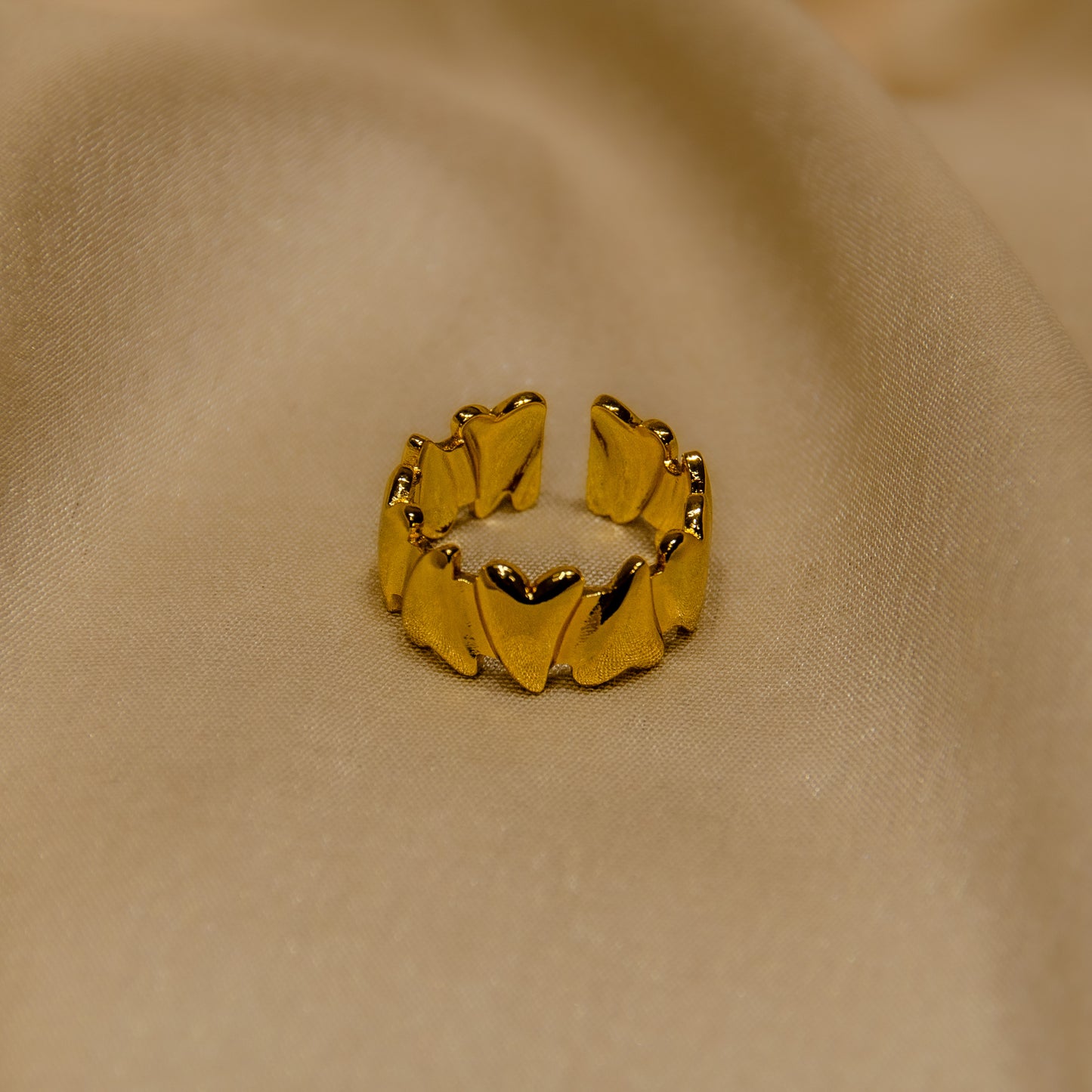 Heartstring Ring