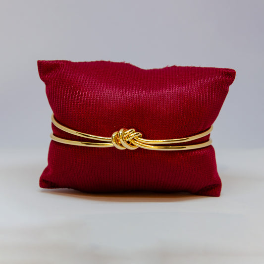 Knot Bracelet
