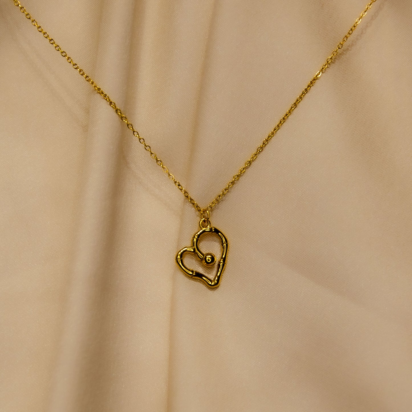 Haert Pendant Necklace