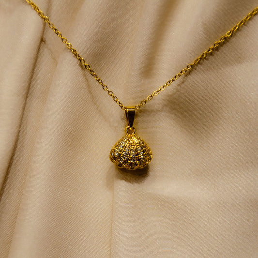Pearl & Shell Necklace